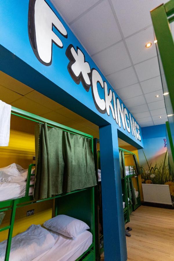 Hostelle - Women Only Hostel لندن المظهر الخارجي الصورة